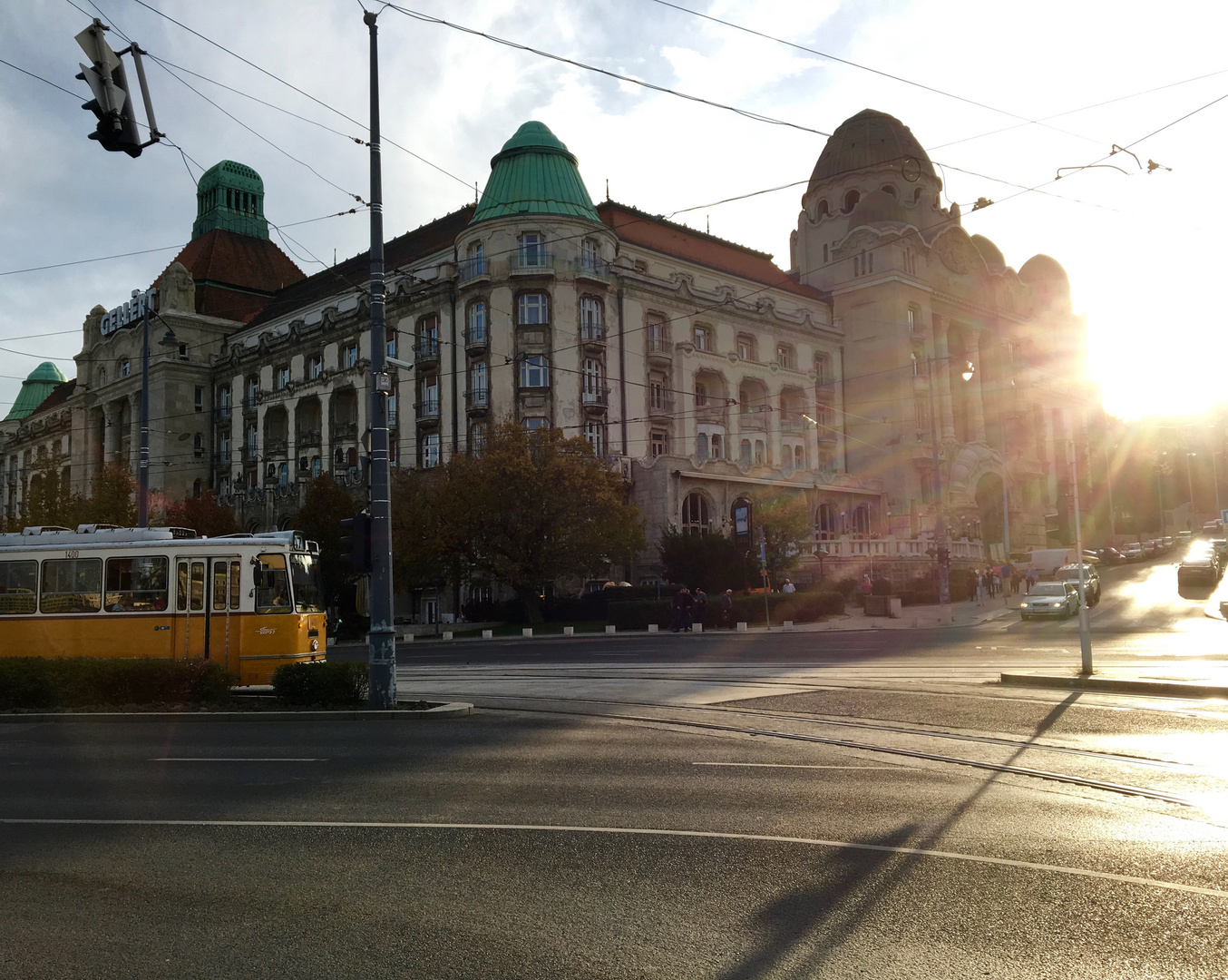 octobre sun in Budapest