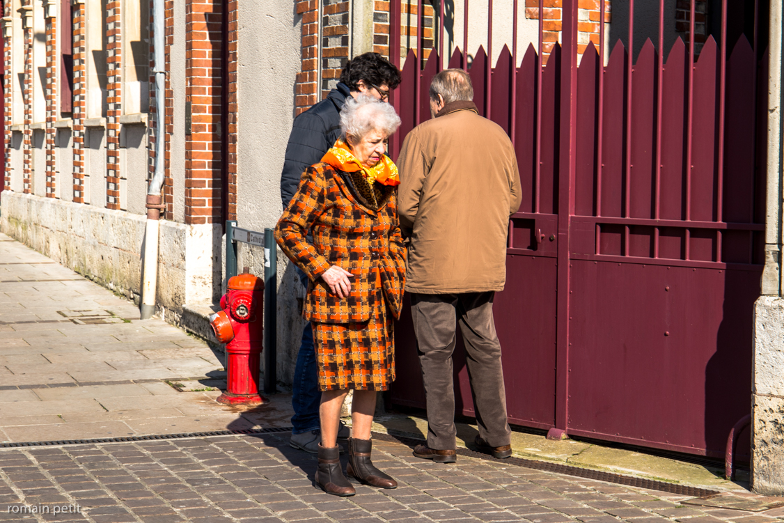 Od Woman in Chartres