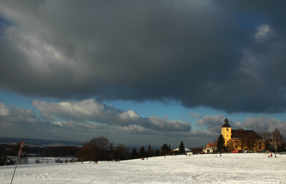 Odenwald, weiß-dräuend