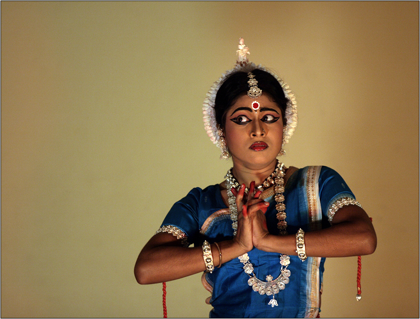 odissi - dancer 01