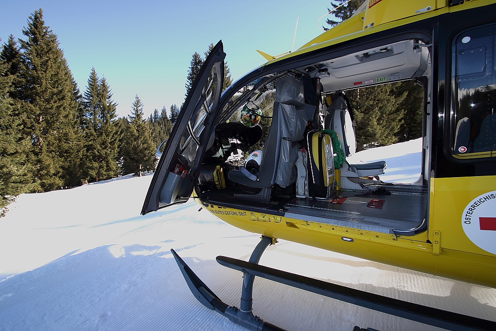 ÖAMTC C5 - EC 135 - im Einsatz - Bild 3