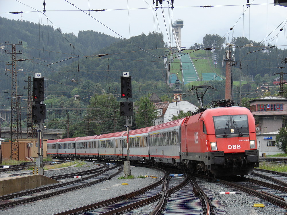 ÖBB 1016-002 in Innsbruck