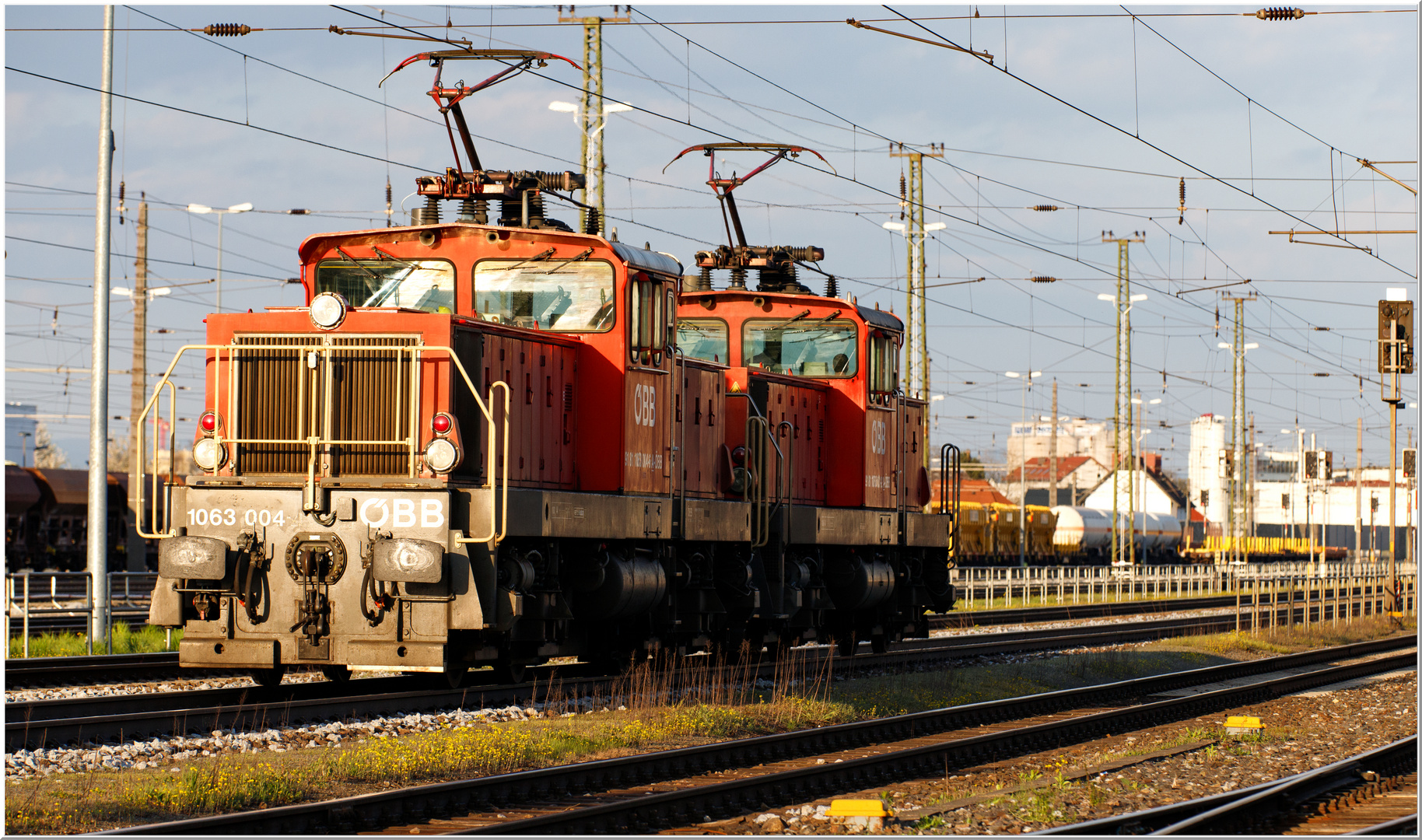 ÖBB 1063 004 und 1063 001