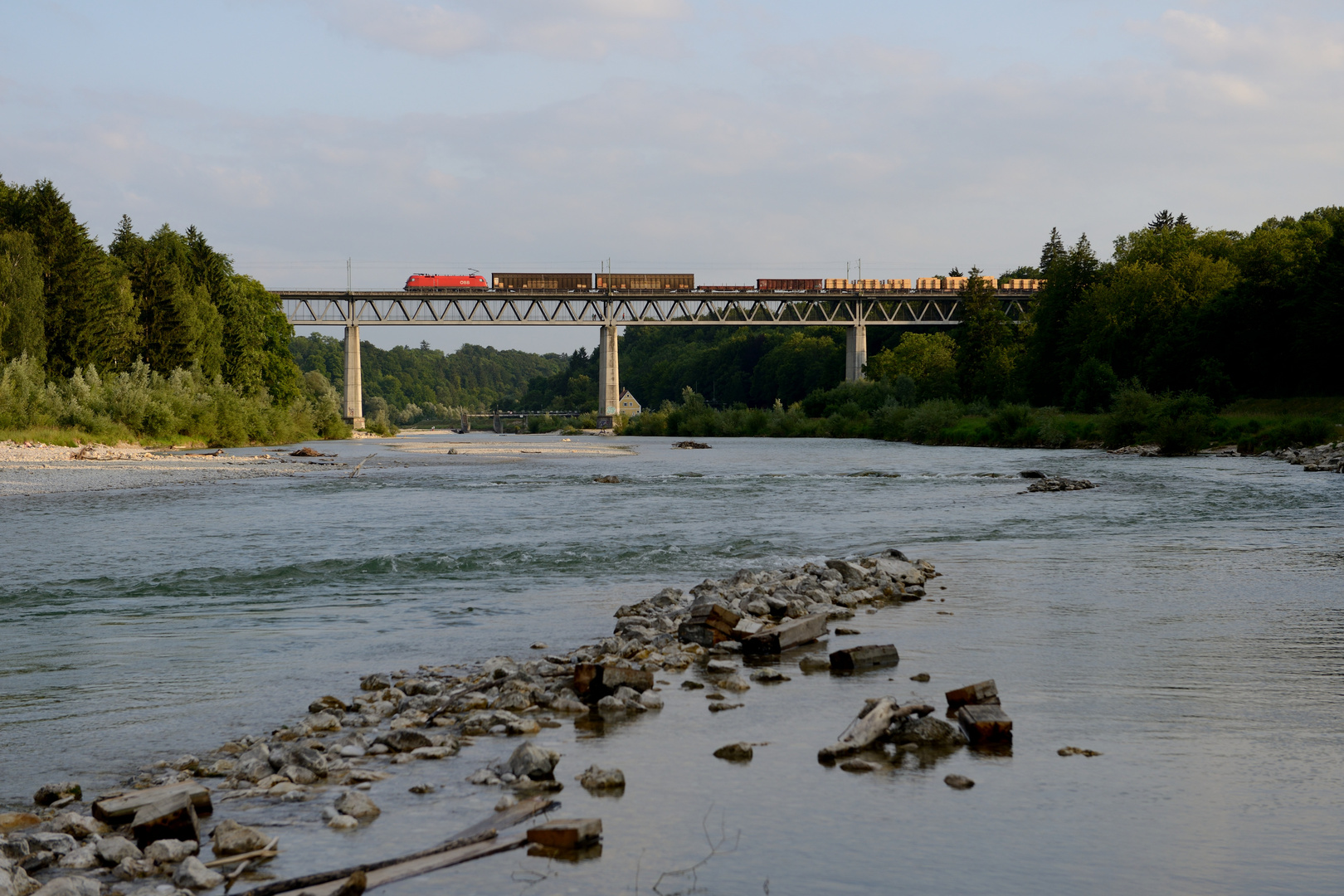 ÖBB 1116 München Großhesseloher Brücke