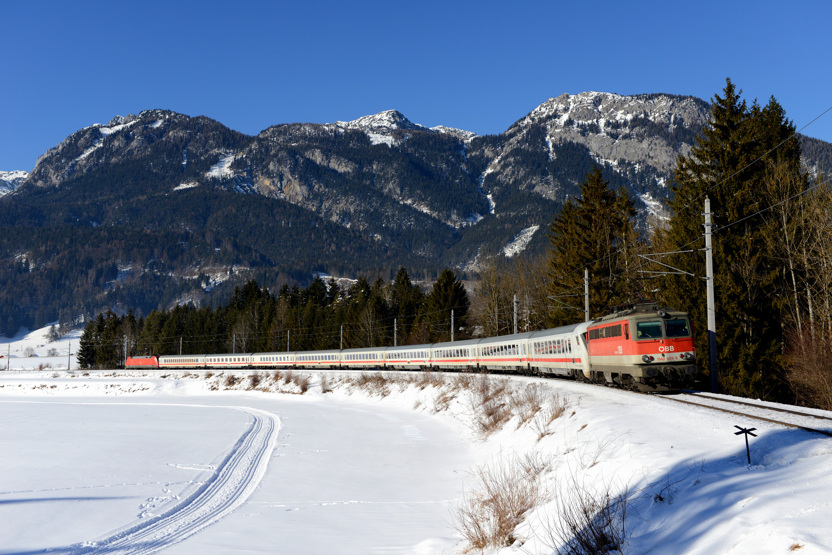 ÖBB 1142.589 Haus im Ennstal