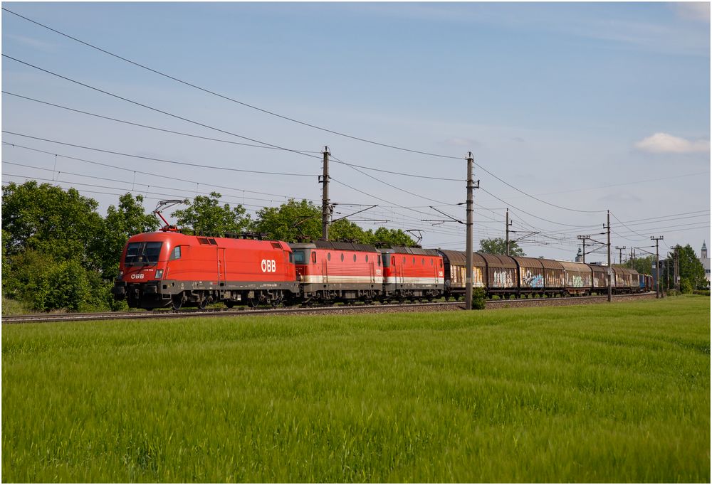 ÖBB Dreifach Traktin