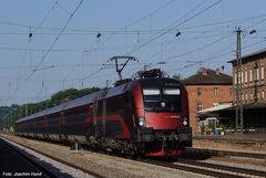 ÖBB-Railjet in Neuoffingen