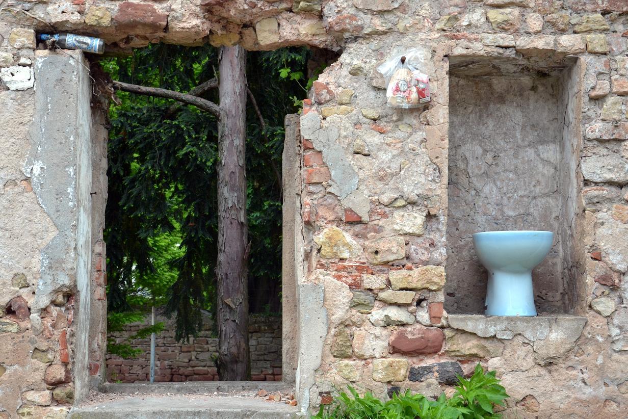 Öffentliche Toilette