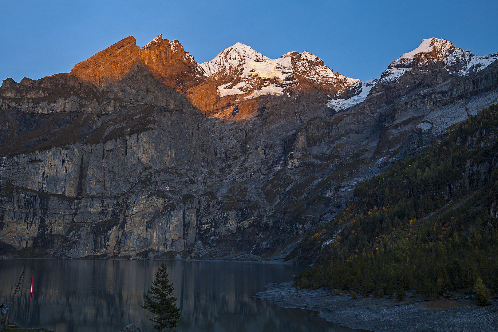 Oeschinensee-Abend