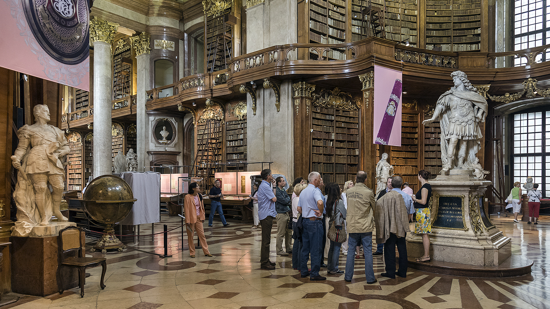 ÖSTERREICHISCHE NATIONALBIBLIOTHEK, WIEN (3)