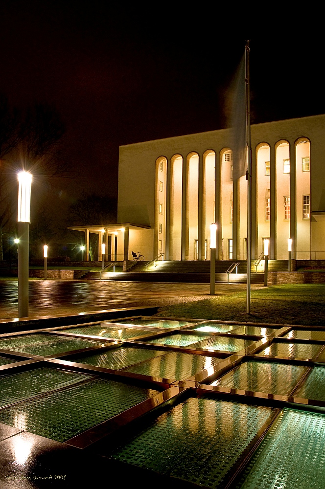 Oetkerhalle bei Nacht