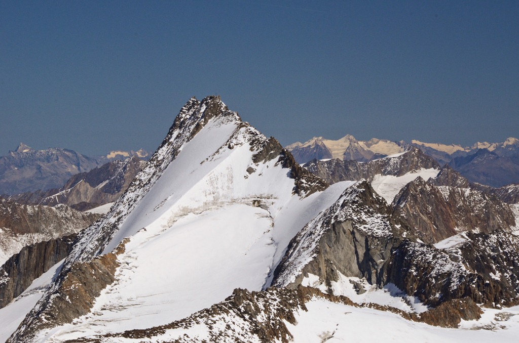 Ötztaler Alpen: Blick auf "Hintere Schwärze" vom Similaun
