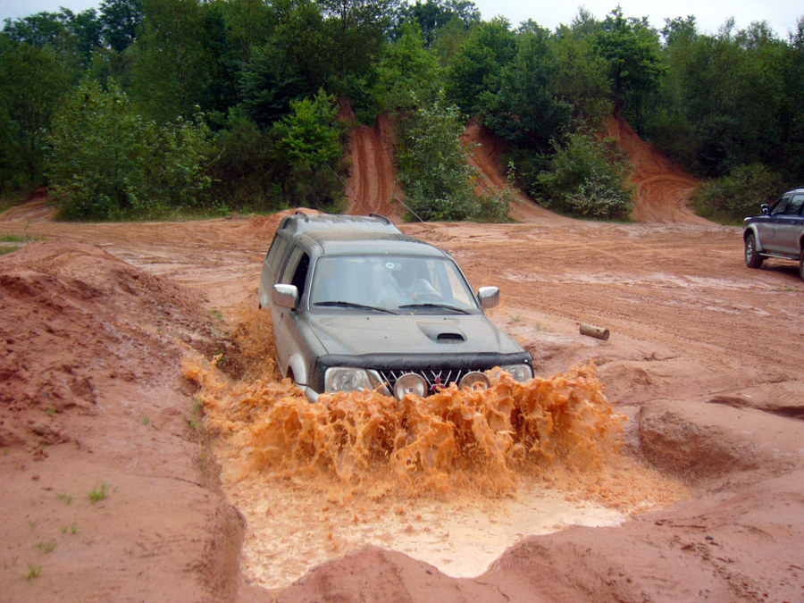 OFF ROAD