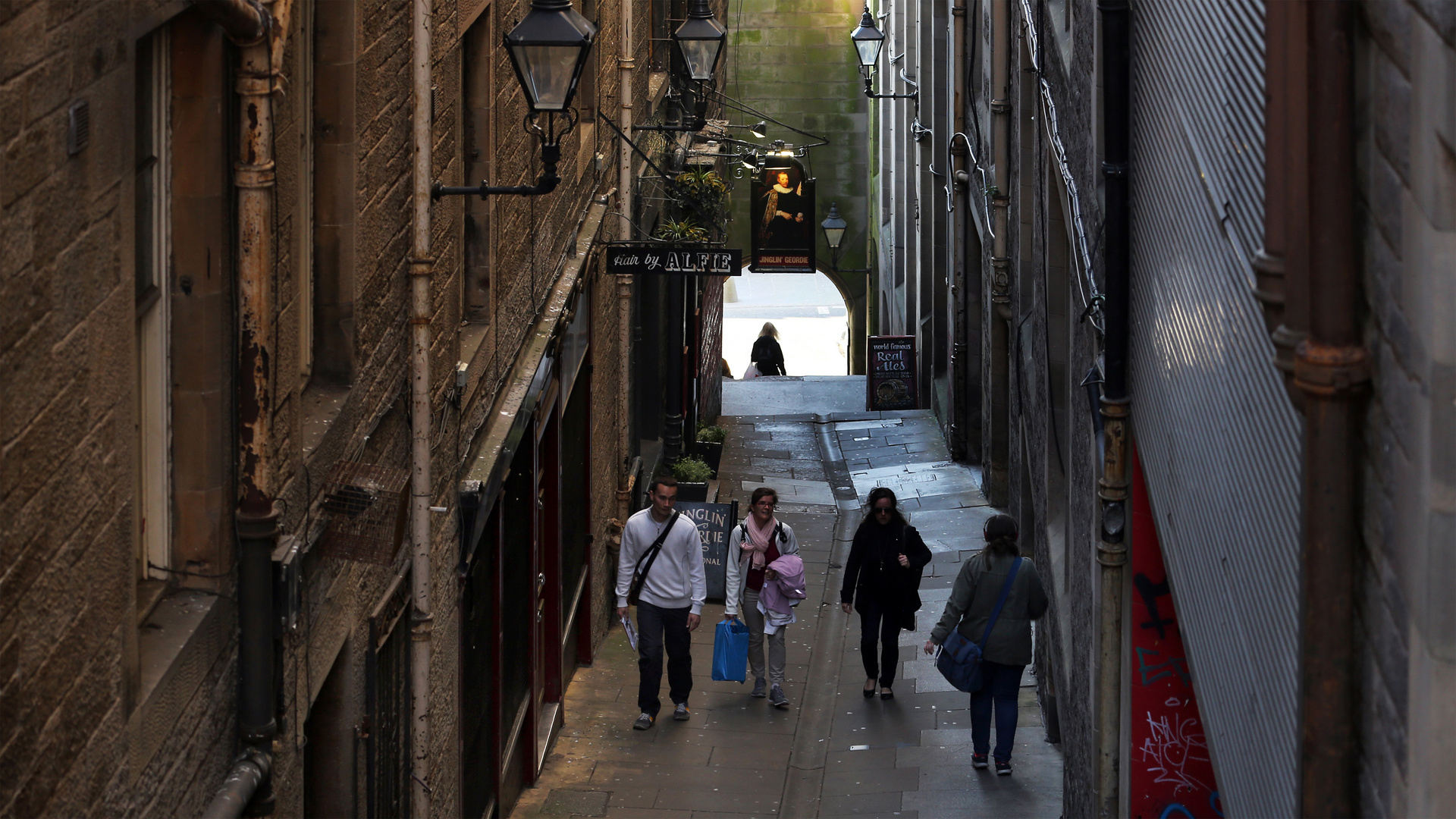 Off the 'Royal Mile' II, Edinburgh / UK