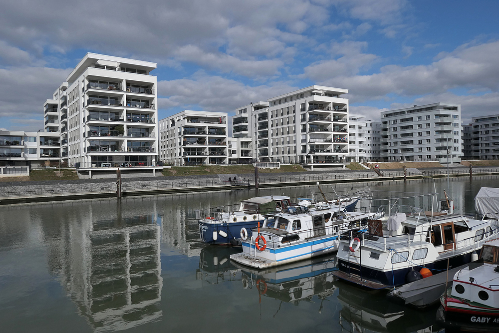 Offenbach: Hafen - Bebauung mit Gabi