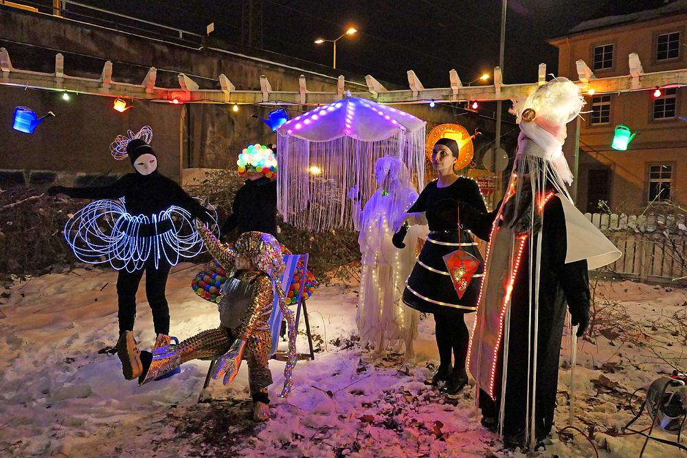 Offenbach: Hauptbahnhof – Luminale 2018, Im Biergarten 03