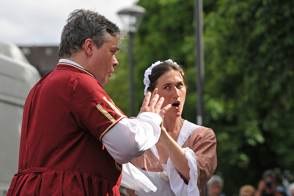 Offenbach: Oper auf dem Wilhelmsplatz 10