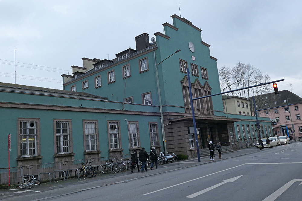 Offenbach/Main, Hauptbahnhof: Die Nordseite