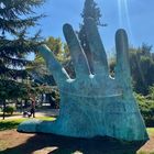 OFFENE HAND-SCULPTURE-