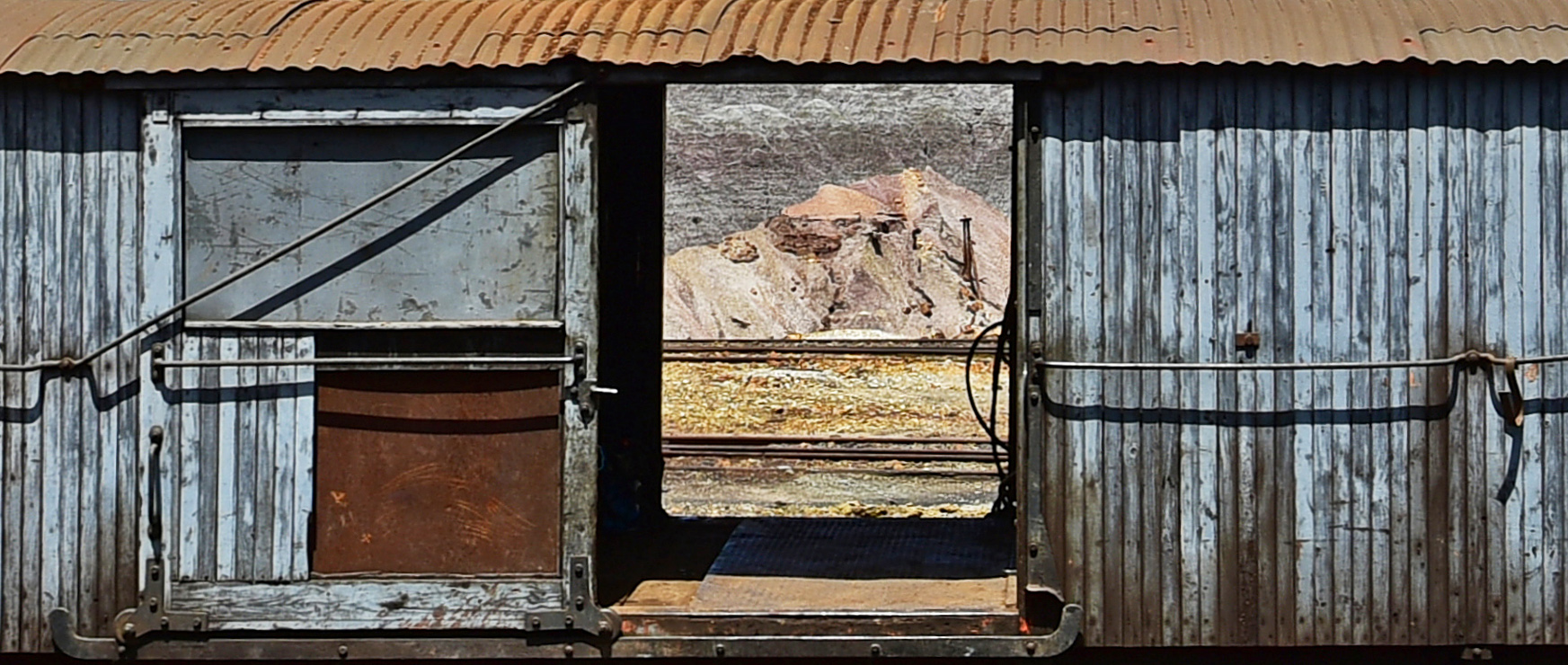 Offener Wagon , mit Blick nach drüben .