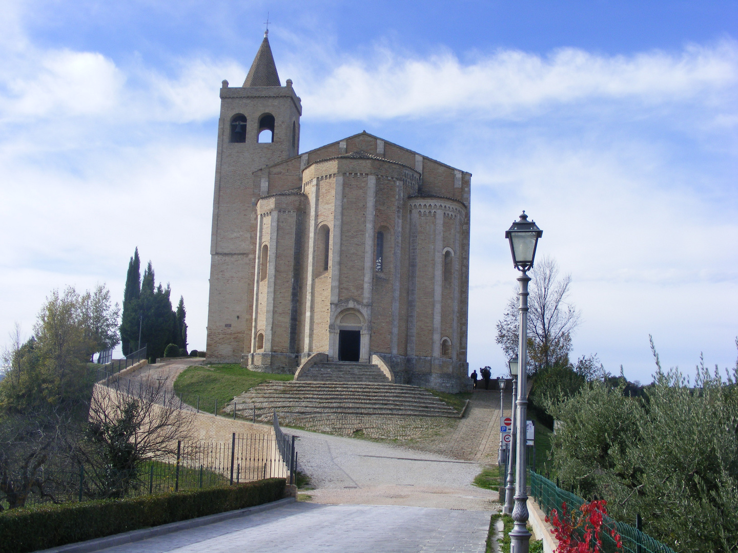 Offida - Santa Maria della Rocca