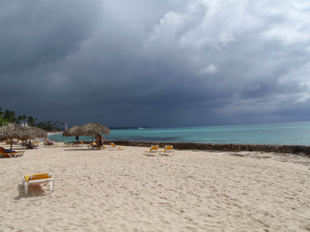 oh kommen dunkel Wolken