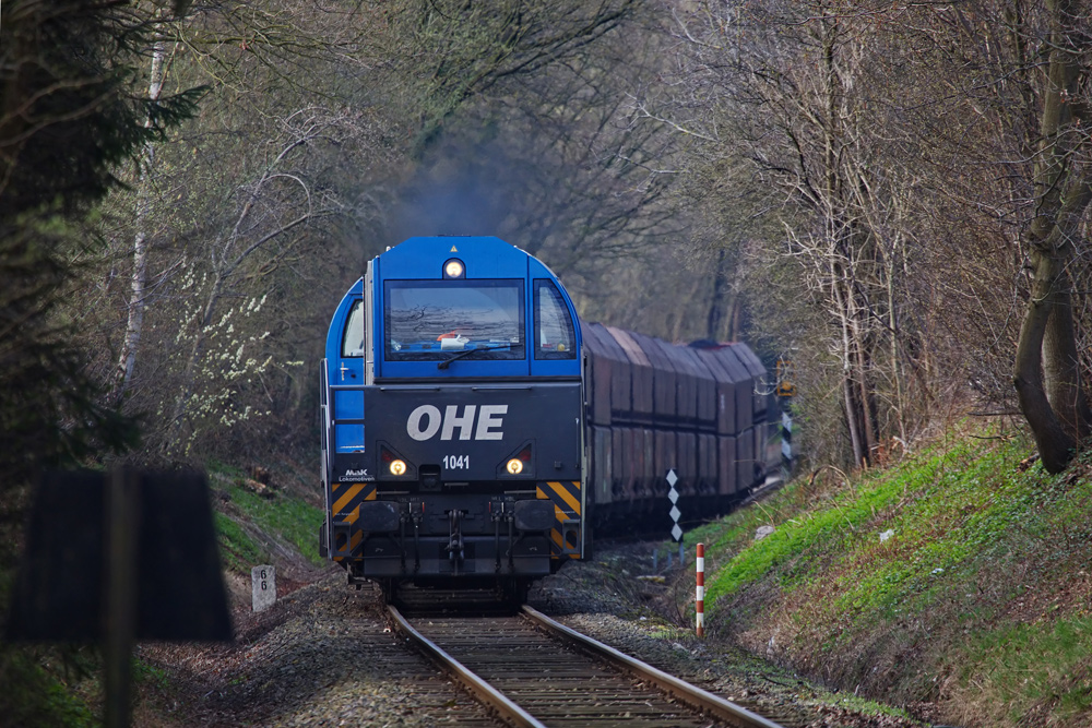 OHE auf den Gleisen der Seehafen Kiel