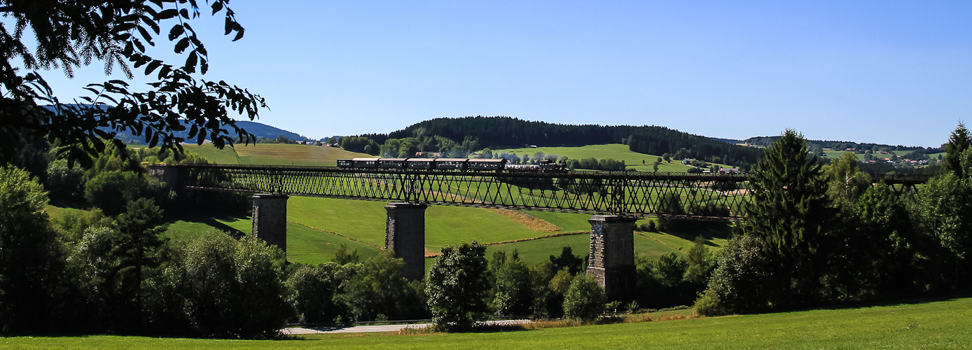 Ohebrücke: Die Totale