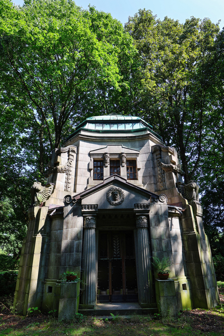 Ohlsdorf Monument