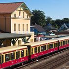 OHNE HALT AM HAUSBAHNSTEIG VORBEI...