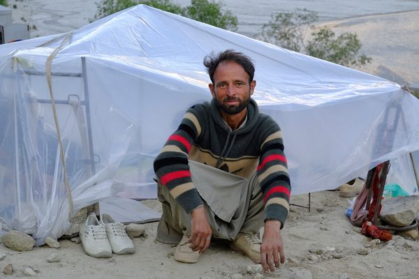 ohne sie geht nichts auf dem Treck: die Träger, Köche, Mulitreiber