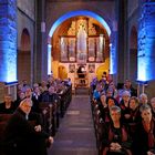 Ohren- und Augenschmaus: Orgelkonzert in der illuminierten St.-Andreas-Kirche in Ostönnen