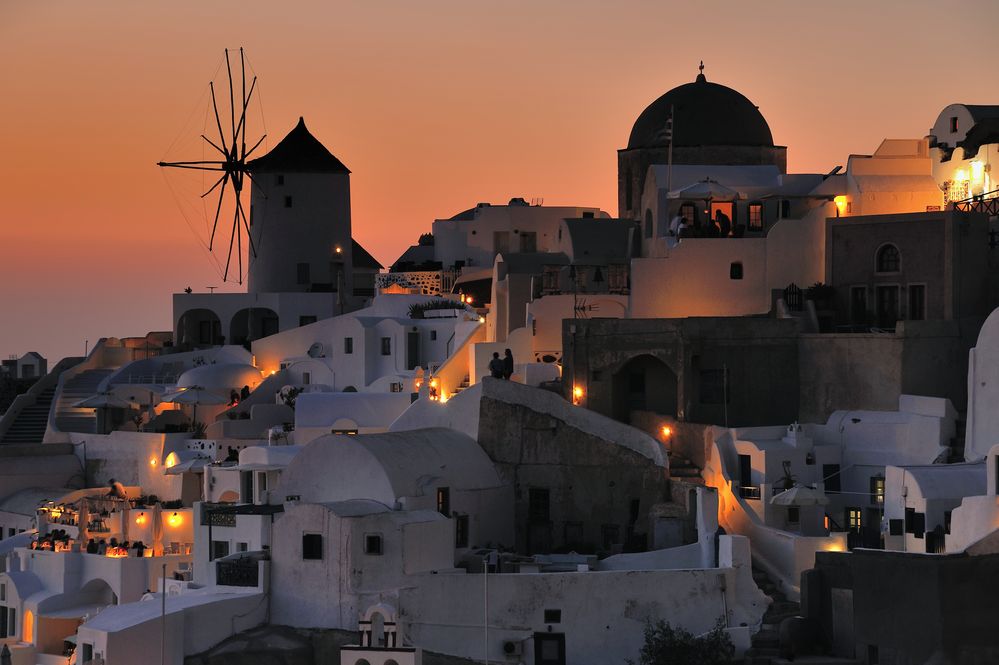 *Oia at dusk II*