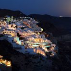 Oia bei Nacht