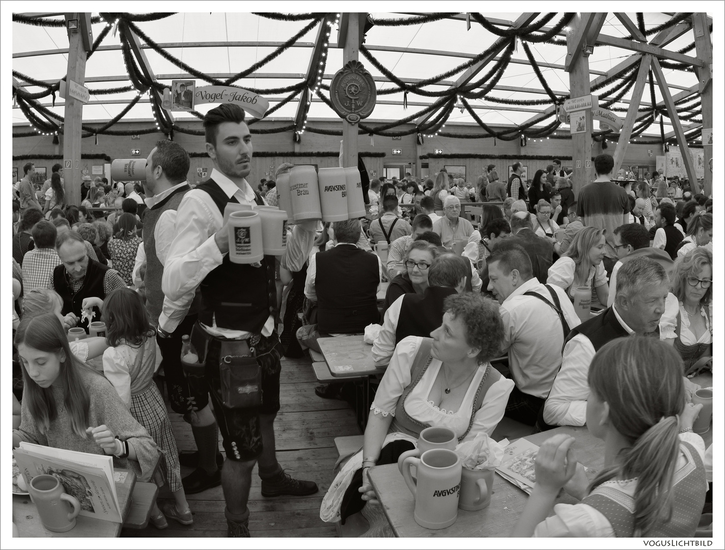 Oide Wiesn 2018 Festzelt Tradition