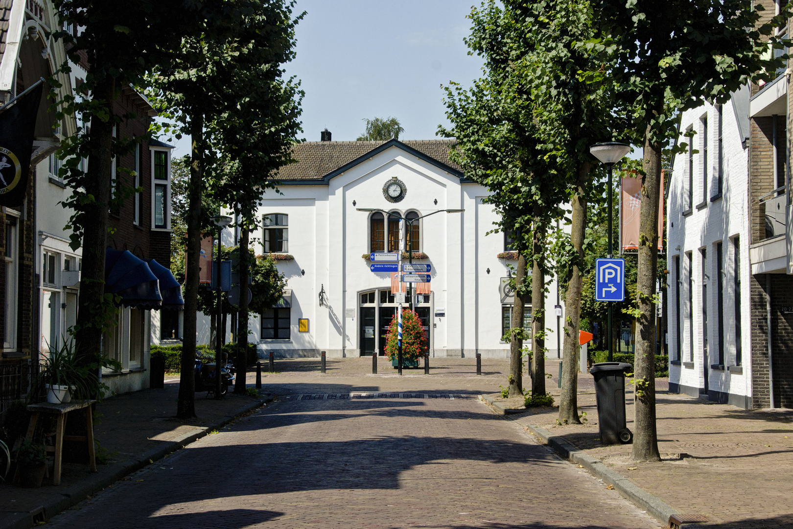 Oisterwijk - Stationsstraat - Railway Station