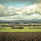 Okarben, Blickrichtung nach Westen