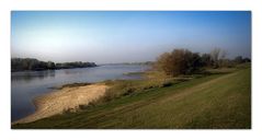 Oktober an der Elbe ....