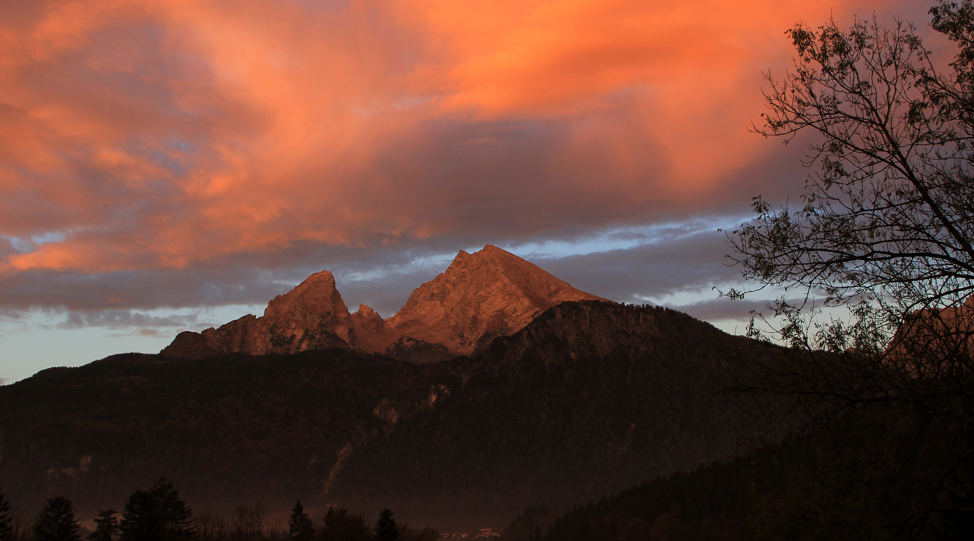 Oktober Morgenstimmung mit Blick auf den Watzmann