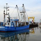 Oktoberabend im Hafen von Strucklahnungshörn