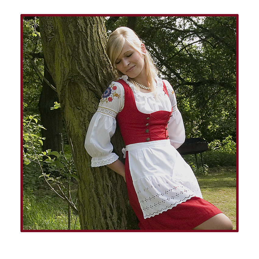 oktoberdirndl