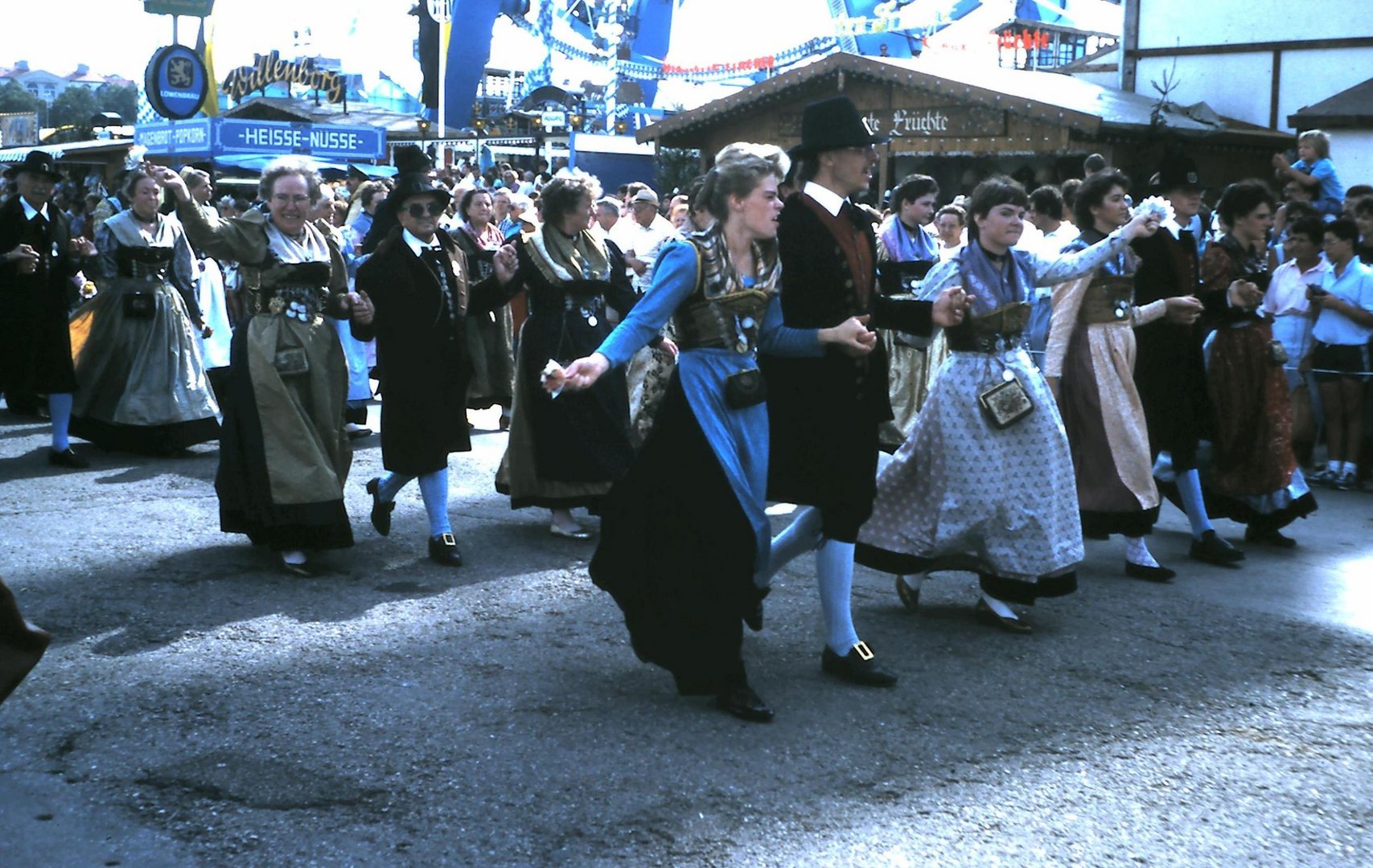 Oktoberfest - Trachten- und Schützenzug (3)