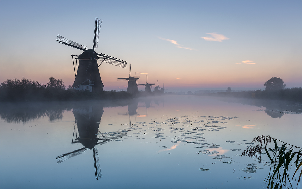 Oktobermorgen in Kinderdijk