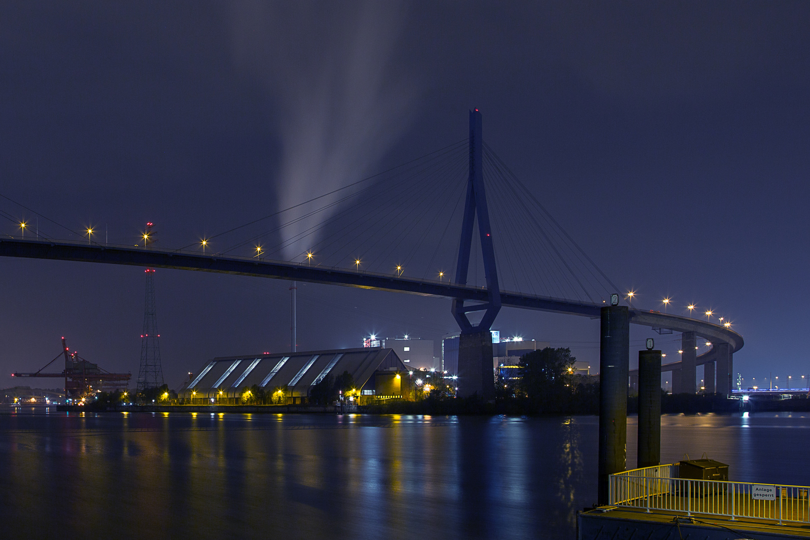 Oktobernacht an der Köhlbrandbrücke II