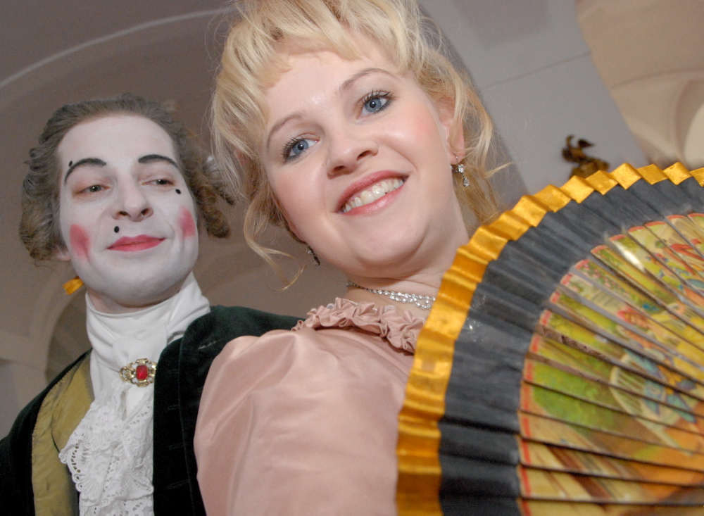 Olala, was für ein Dekolleté! Foto & Bild erwachsene menschen