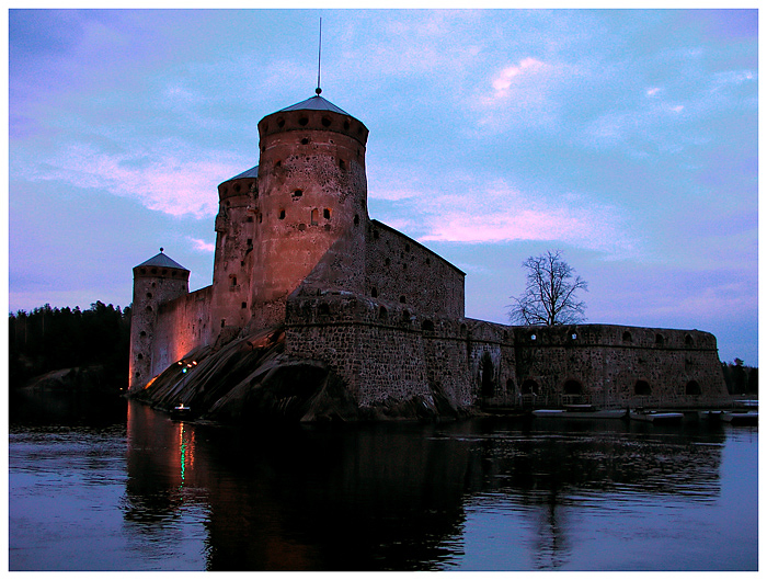 Olavinlinna castle at sunset