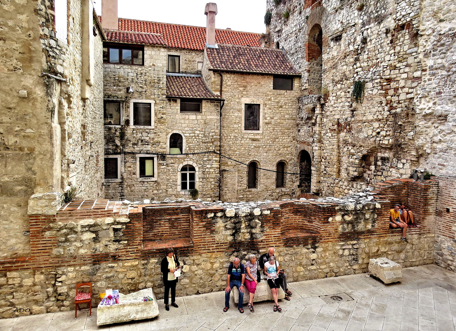 Old and New Walls Mixing in  Diocletian's Ancient Fortress