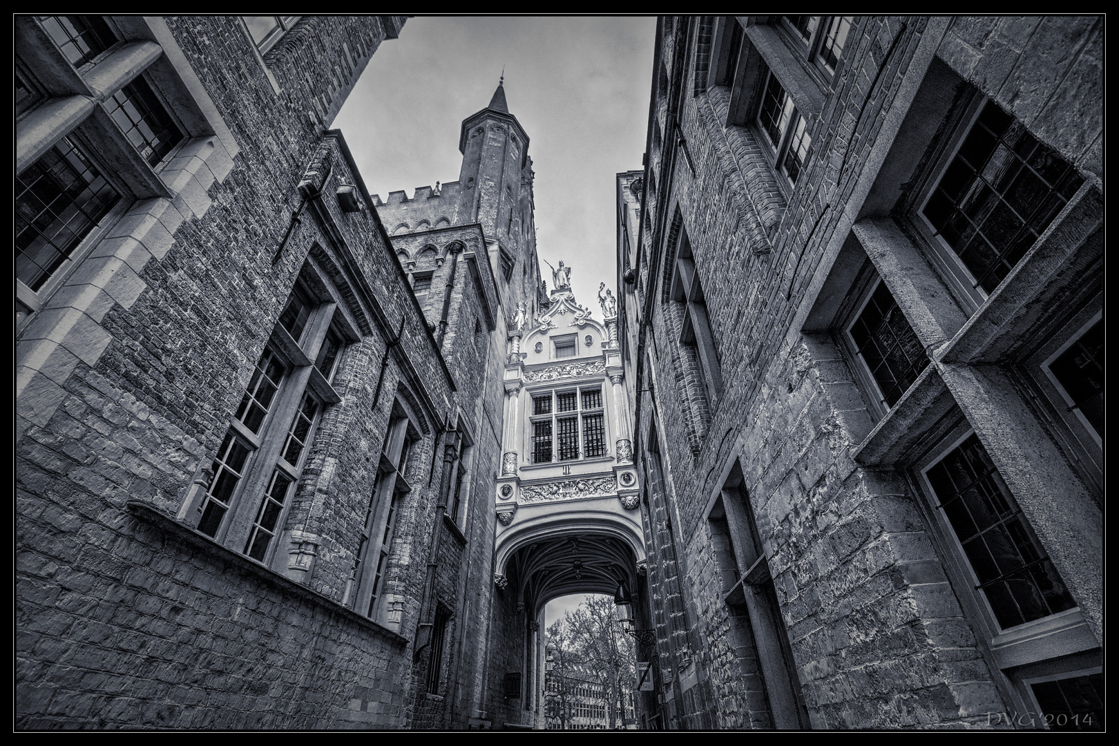 Old Brugge in B&W