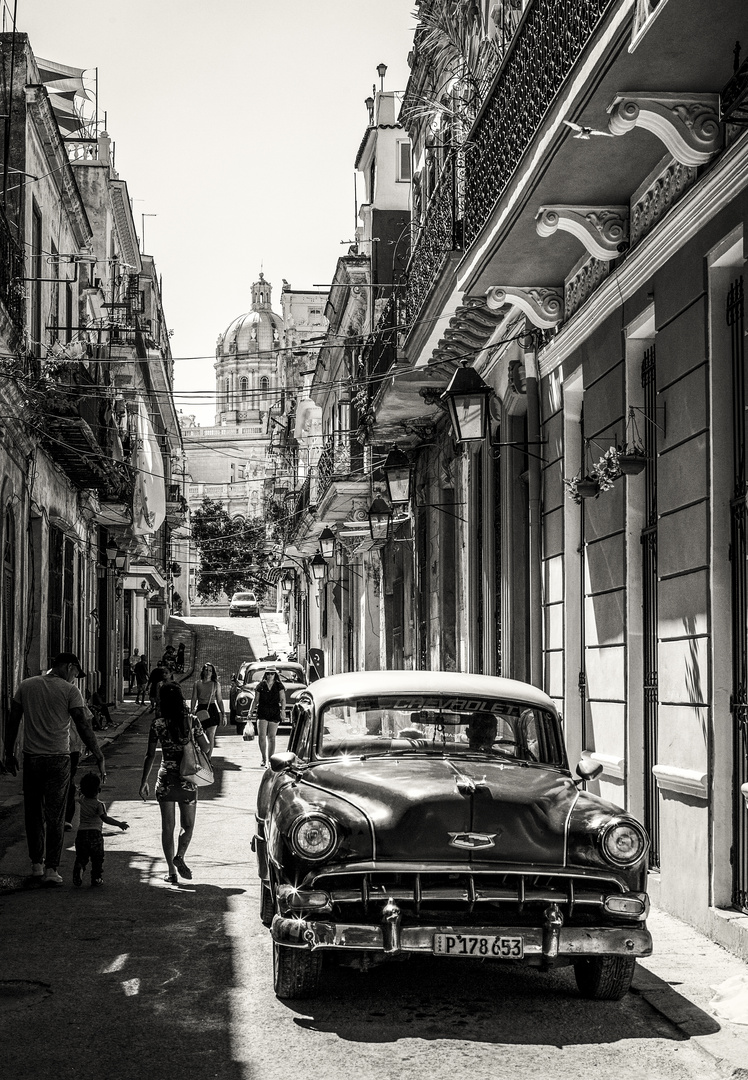 Old Chevrolet b&w_Habana