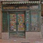 Old Doors in Lissabon